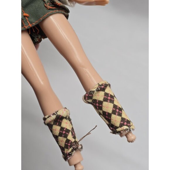 Bratz Campfire Cloe Doll 2005- Hair Cut- Read Information - Picture 13 of 16